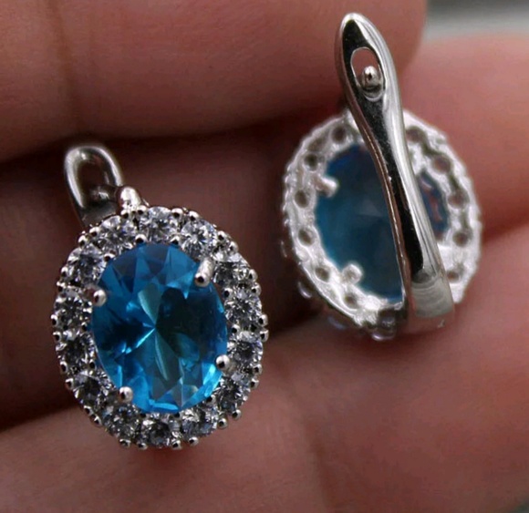 Aquarium gold filled oval blue earrings - Picture 2 of 3